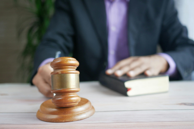 Non-transparantie en geldverkwisting